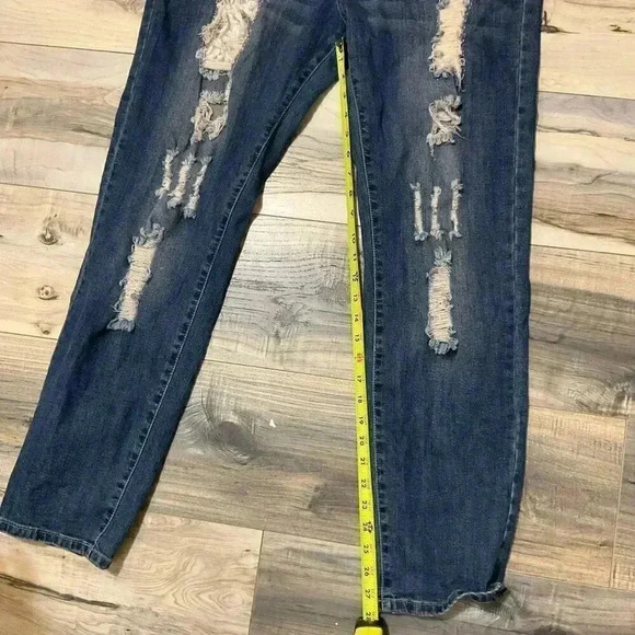 VIP jeans distressed with lace accents straight leg size 15/16 - Picture 5 of 6